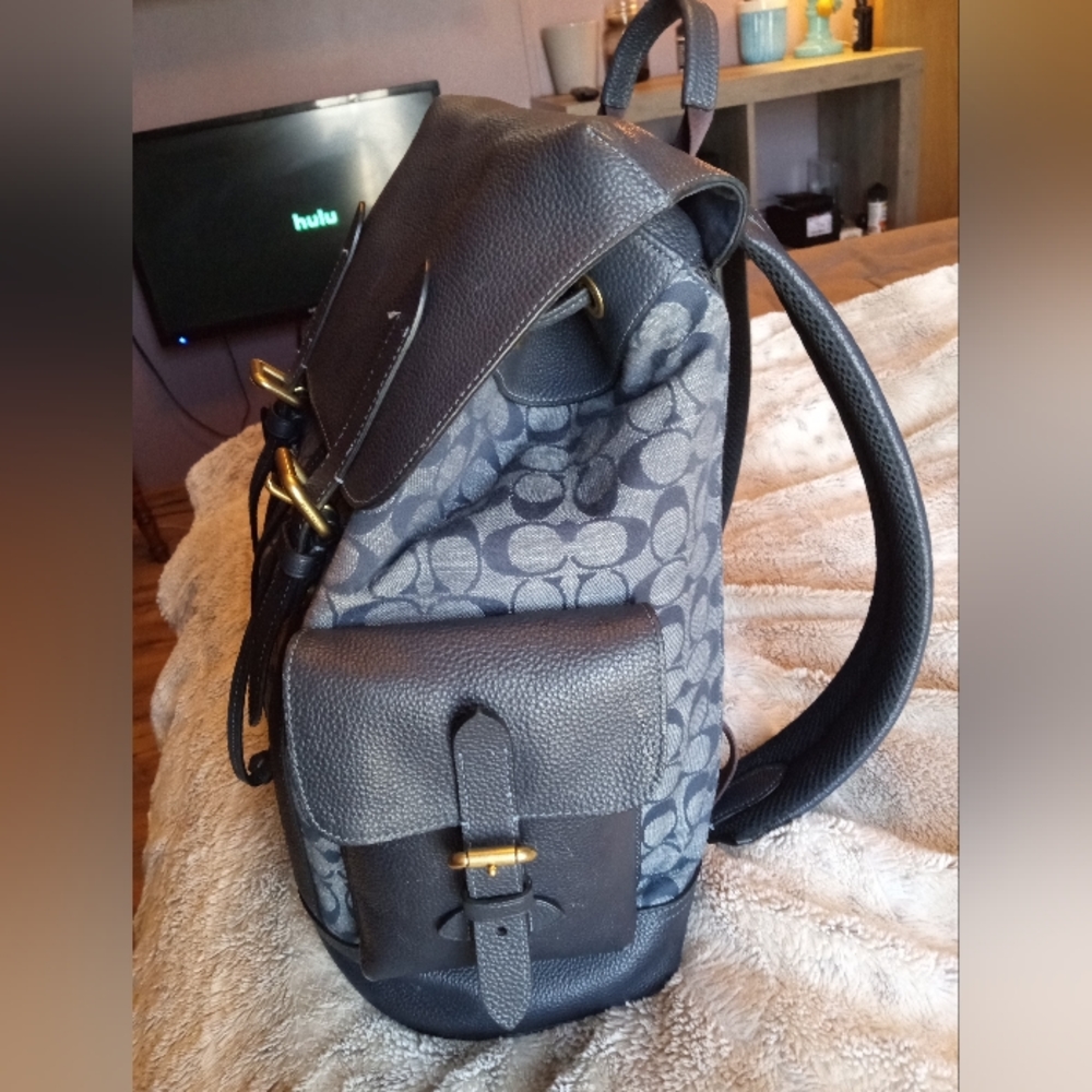 Coach Backpack - Picture 2 of 6